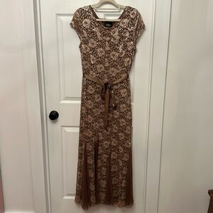Lovely Grace lace dress. Large